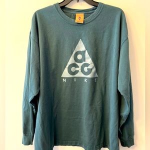 Nike Acg size XL oversize shirt